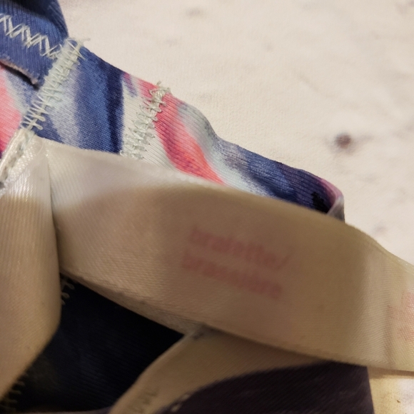 Pink by Victoria's secret size Medium - Picture 5 of 6